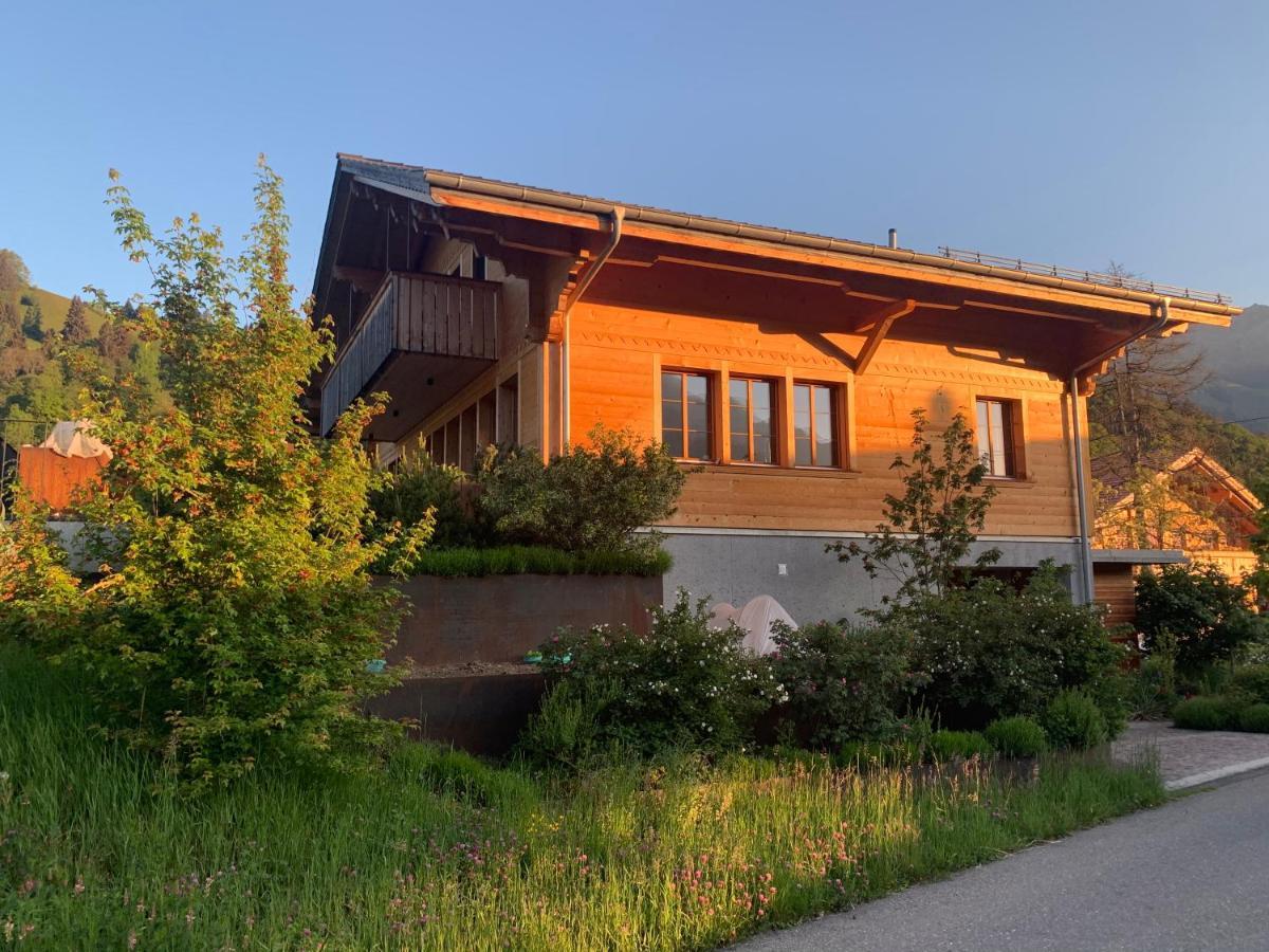 Chalet Park Apartment Mit Sauna Hamam Diemtigen Eksteriør bilde